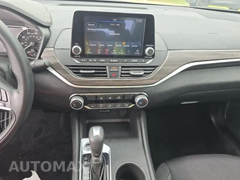 2025 Nissan Altima SV - miniatura 11