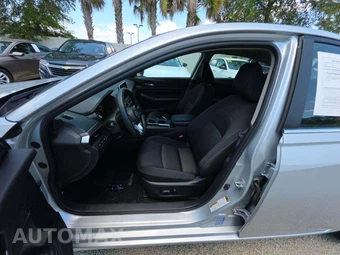 2025 Nissan Altima SV - miniatura 6