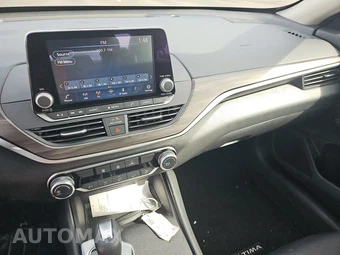 2025 Nissan Altima SV - miniatura 11