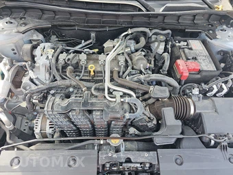 2025 Nissan Altima SV - miniatura 15
