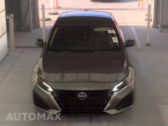 2025 Nissan Altima SV - miniatura 2