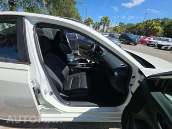 2025 Nissan Altima SV - miniatura 18