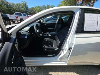 2025 Nissan Altima SV - miniatura 6