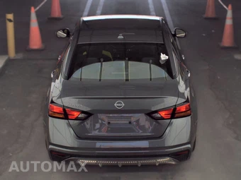 2025 Nissan Altima SV - miniatura 5