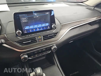 2025 Nissan Altima SV - miniatura 11