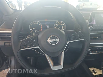 2025 Nissan Altima SV - miniatura 10