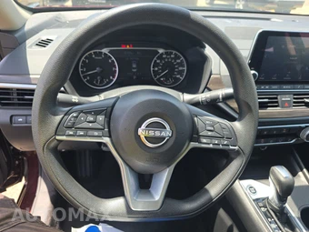 2025 Nissan Altima SV - miniatura 10