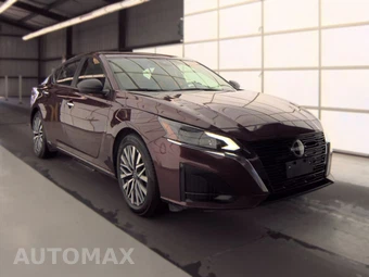 2025 Nissan Altima SV - miniatura 3