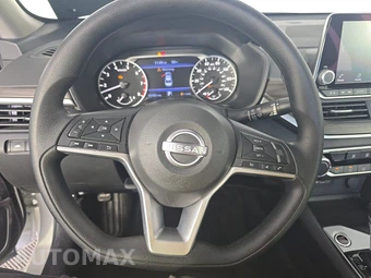 2025 Nissan Altima SV – miniatura 10