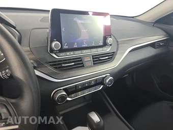 2025 Nissan Altima SV – miniatura 11