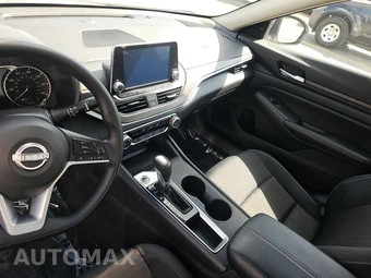 2025 Nissan Altima SV - miniatura 11