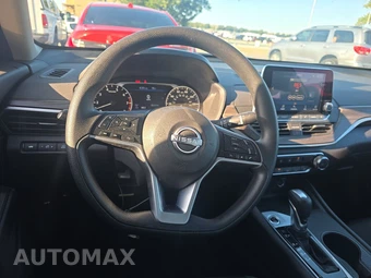 2025 Nissan Altima SV - miniatura 10