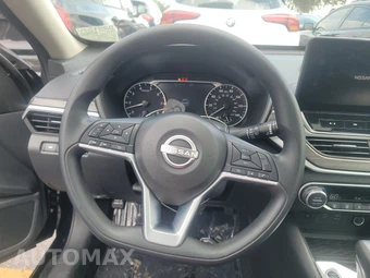 2025 Nissan Altima SV - miniatura 10