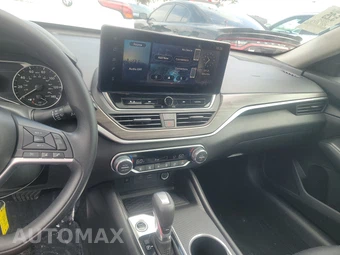 2025 Nissan Altima SV - miniatura 11
