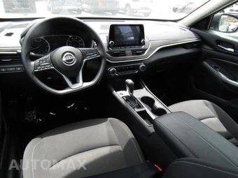 2025 Nissan Altima SV - miniatura 15