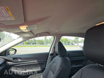2025 Nissan Altima SV – miniatura 17
