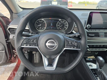 2025 Nissan Altima SV - miniatura 10