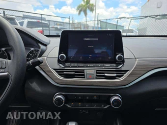 2025 Nissan Altima SV - miniatura 7