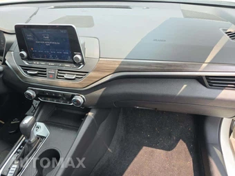 2025 Nissan Altima SV - miniatura 19