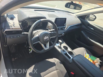 2025 Nissan Altima SV – miniatura 11