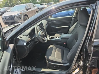 2025 Nissan Altima SV - miniatura 11