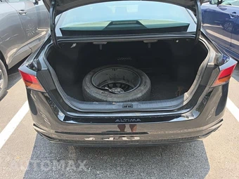 2025 Nissan Altima SV - miniatura 17