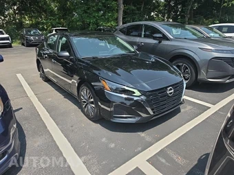 2025 Nissan Altima SV - miniatura 3