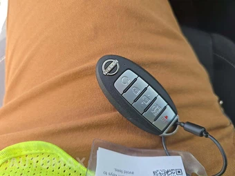 2025 Nissan Altima SV - miniatura 8