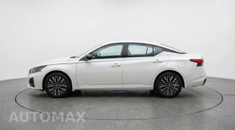 2025 Nissan Altima SV - miniatura 4