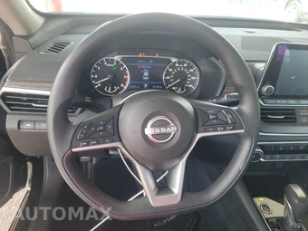 2025 Nissan Altima SV - miniatura 10