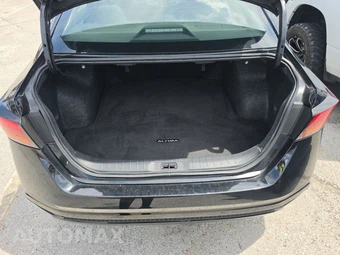 2025 Nissan Altima SV - miniatura 17