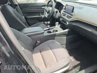 2025 Nissan Altima SV - miniatura 8