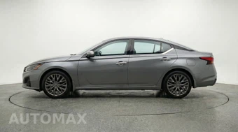 2025 Nissan Altima SV - miniatura 4