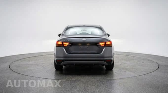 2025 Nissan Altima SV - miniatura 6