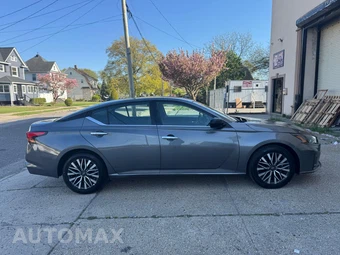 2025 Nissan Altima SV - miniatura 6