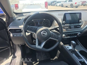 2025 Nissan Altima SV - miniatura 16