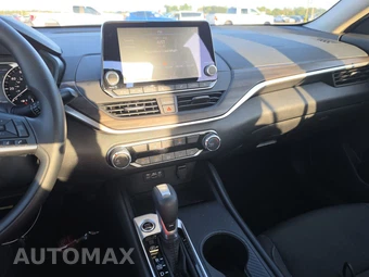 2025 Nissan Altima SV - miniatura 11