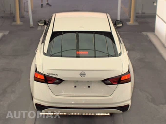 2025 Nissan Altima SV - miniatura 5