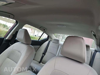 2025 Nissan Altima SV - miniatura 11