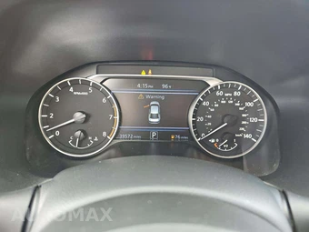 2025 Nissan Altima SV - miniatura 9