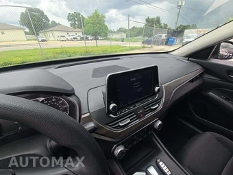 2025 Nissan Altima SV - miniatura 10
