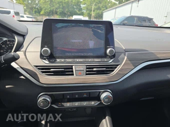 2025 Nissan Altima SV - miniatura 10
