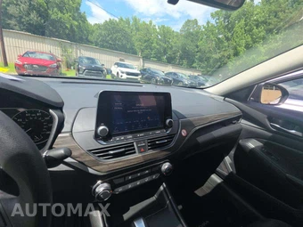 2025 Nissan Altima SV - miniatura 10