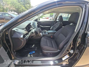 2025 Nissan Altima SV - miniatura 3