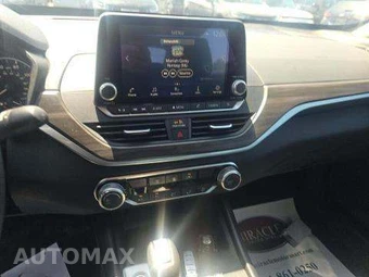 2025 Nissan Altima SV - miniatura 11