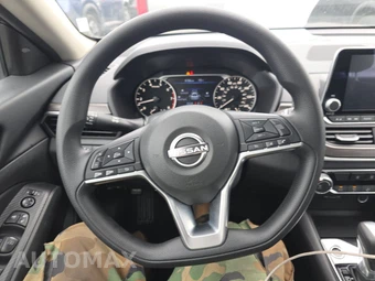 2025 Nissan Altima SV - miniatura 10