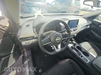 2025 Nissan Altima SV - miniatura 11