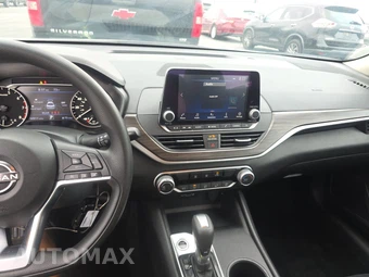 2025 Nissan Altima SV - miniatura 11