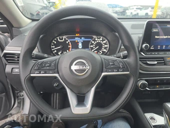 2025 Nissan Altima SV - miniatura 10