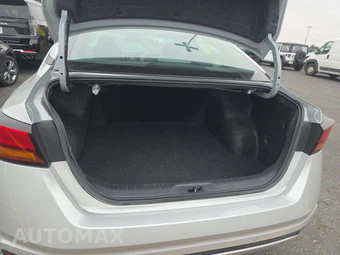 2025 Nissan Altima SV - miniatura 16